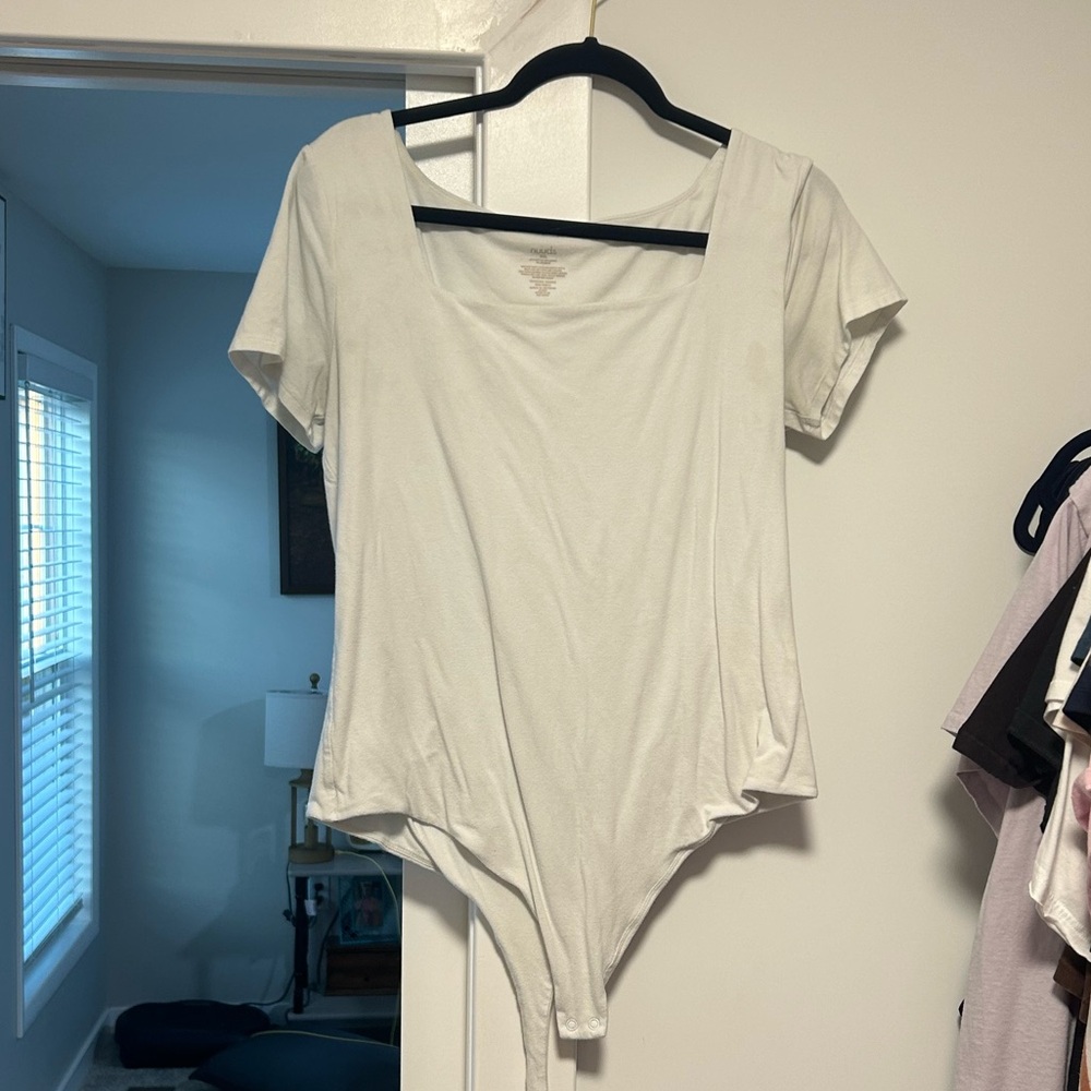NUUDS square neck body suit
